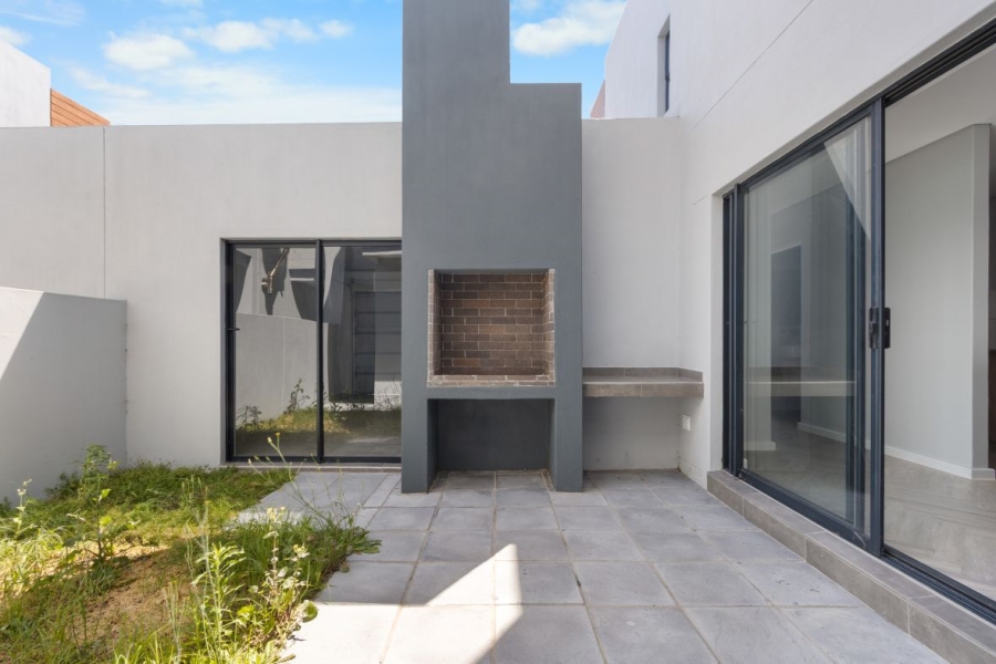 3 Bedroom Property for Sale in Sandown Estate Western Cape